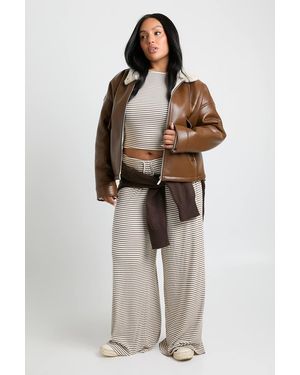 Boohoo Plus Striped Mid Rise Wide Leg Trouser - Natural