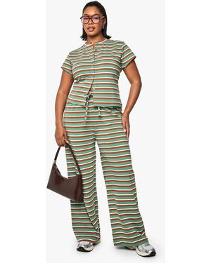 Boohoo Plus Stripe Wide Leg Trouser - Green