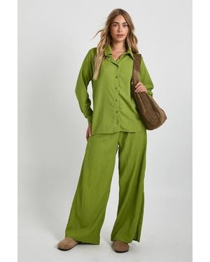 Boohoo Crinkle Oversized Shirt & Straight Leg Pants - Green