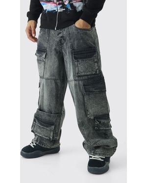 BoohooMAN Lockere Cargo-Jeans mit Acid-Waschung - Schwarz