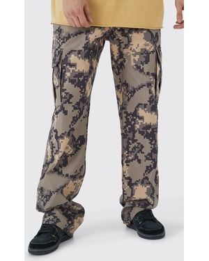 BoohooMAN Tall Relaxed Pixelated Camo Cargo Trouser - Grey