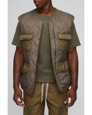 BoohooMAN Regular Fit Collarless Quilted Ripstop Color Block Tank - Brown