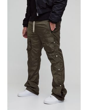 BoohooMAN Plus Elasticated Waist Slim Flare Stacked Cargo Pants - Black