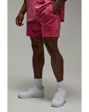 BoohooMAN Training Dept 5Inch Washed Performance Short - Red