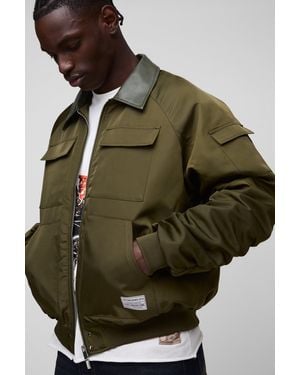 BoohooMAN Oversized Man Tab High Shine Collared Bomber Jacket - Green