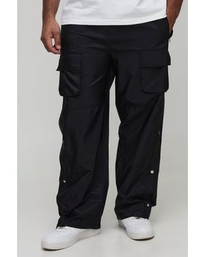 Boohoo Pantalón Plus Cargo Ajustado De Campana Con Cintura Elástica - Negro