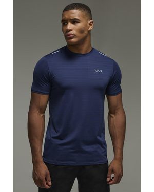BoohooMAN Man Active Regular Fit Engineered T-shirt - Blue
