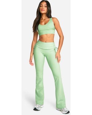 BoohooMAN Dsgn Studio Supersoft Sculpt Ruched Side Flared Legging - Green