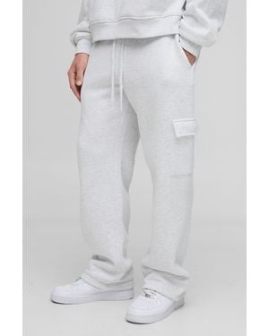 BoohooMAN Essential Straight Leg Cargo Jogger - Gray