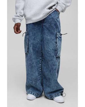 BoohooMAN Tall Cargo-Jeans mit Acid-Waschung - Blau