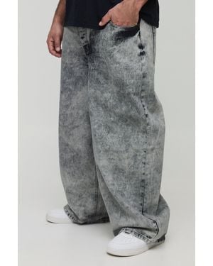 Boohoo Plus Extreme Washed Baggy Fit Jeans - Grey