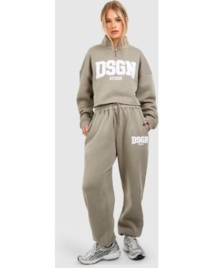 BoohooMAN Dsgn Studio Towelling Applique Cropped Sweatshirt Tracksuit - Natural