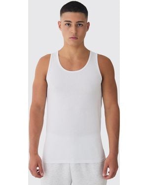 BoohooMAN Basic Muscle Fit Tank - White