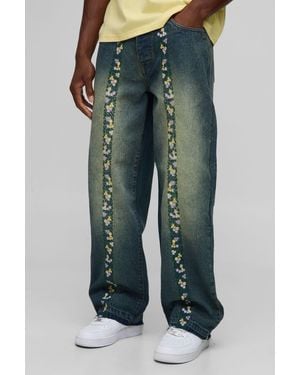 Boohoo Relaxed Floral Embroidery Denim Jeans With Let Down Hem - Verde