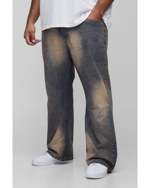 BoohooMAN Plus Extreme Tinted Stonewash Flared Jeans - Gray
