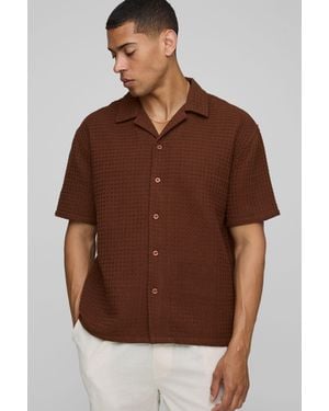 BoohooMAN Regular Fit Jumbo Waffle Revere Shirt - Brown