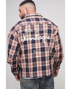 BoohooMAN Plus geripptes kariertes Overshirt mit Club De Ski Stickerei - Natur