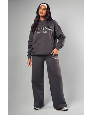 BoohooMAN Dsgn Studio Applique Straight Leg Jogger - Grey