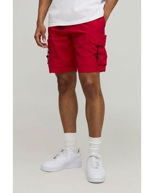 BoohooMAN Elasticated Waist Baggy Fit Crinkle Nylon Cargo Shorts - Red