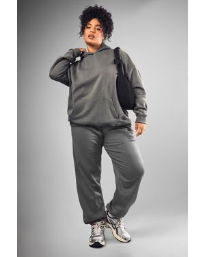 BoohooMAN Plus Dsgn Studio Embroidered Cuffed Oversized Jogger - Grey
