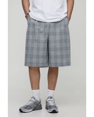 BoohooMAN Wide Leg Plaid Double Pleat Jort - Gray