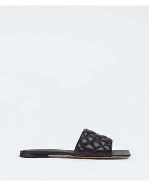 ☆セール☆BOTTEGA VENETA☆Lido フラットサンダル ブラックリド フラットサンダル| Bottega Veneta® 日本