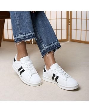Where's That From Yamileth Stripe Panel Detailed Trainer - Blue