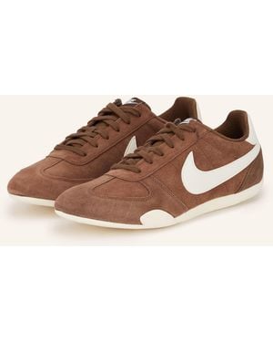 Nike Sneaker SPRINT SISTER - Braun