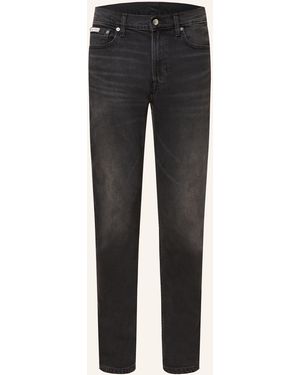 Calvin Klein Jeans Slim Tapered Fit - Schwarz