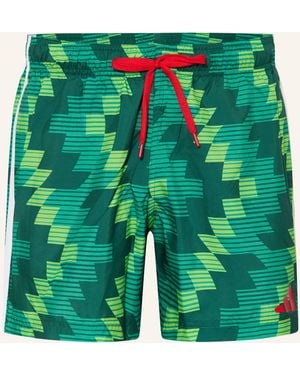 adidas Badeshorts FOOTBALL-INSPIRED GRAPHIC 5INCH - Grün