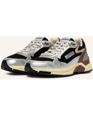 Autry Sneaker HYPERWAY LOW - Schwarz