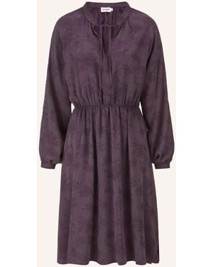 HESSNATUR Kleid gerafft knielang aus TM Lyocell- und LENZINGTM ECOVEROTM Viskose - Lila