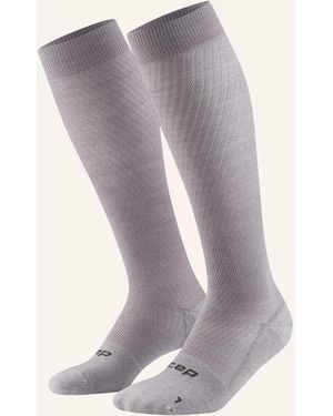 Cep Kniestrümpfe Core flight socks zum Reisen - Grau