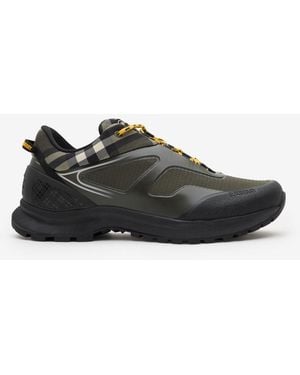 Burberry Check And Mesh Discover Sneakers - Black