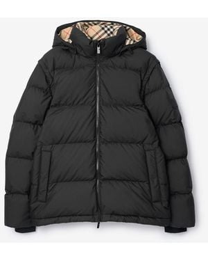Burberry Detachable Sleeve Puffer Jacket - Black