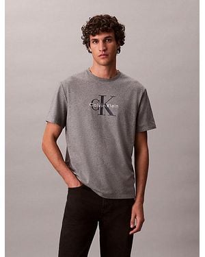 Calvin Klein Jeans Monogram Logo T-Shirt - Grey