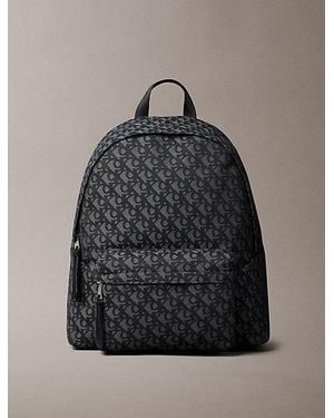 Calvin Klein Mochila de jacquard con logo - Gris