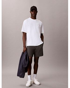 Calvin Klein Jeans Relaxed Logo Appliqué T-Shirt - White