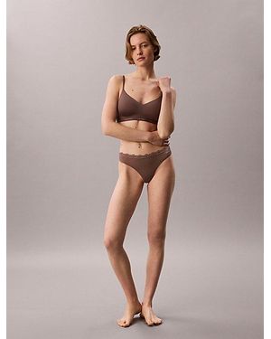 Calvin Klein Low Rise Thong Micro Stretch With Lace - Natural
