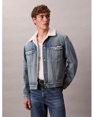 Calvin Klein Cazadora denim noventera con pelo de borreguito - Gris