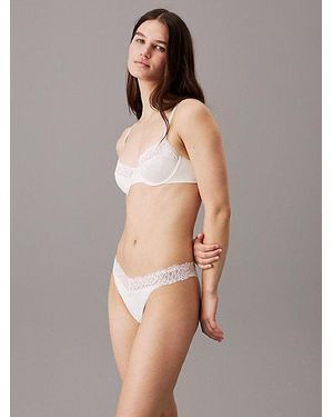Calvin Klein Thong Eternal Stretch Lace - Grey