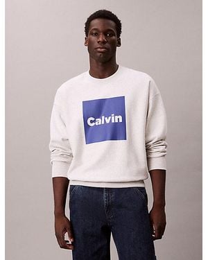Calvin Klein Relaxed Premium Fleece Sweatshirt Met Grafisch Logo - Wit