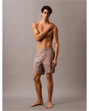 Calvin Klein Solid 7