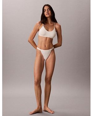 Calvin Klein Bikini Briefs Minimalist Emblem - Brown