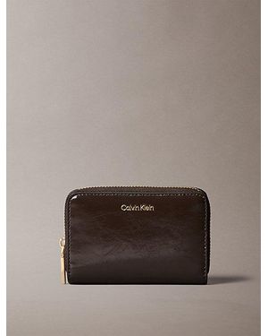 Calvin Klein Vierkante Glanzende Rfid-Portemonnee Met Rits Rondom - Bruin