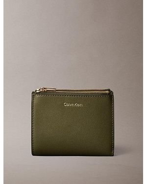 Calvin Klein Foil Logo Double Zip Card Holder - Green