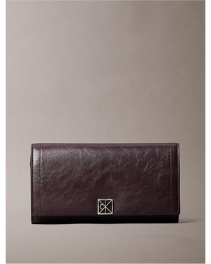 Calvin Klein Emblem Logo Bifold Wallet - Brown