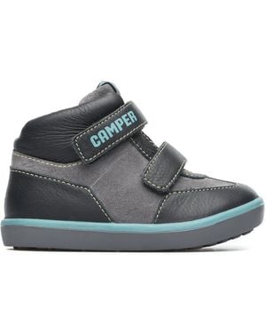 Camper Pursuit - Blue