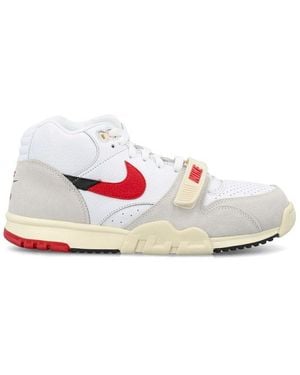 Nike Air Sneaker 1 Lace-Up Sneakers - White