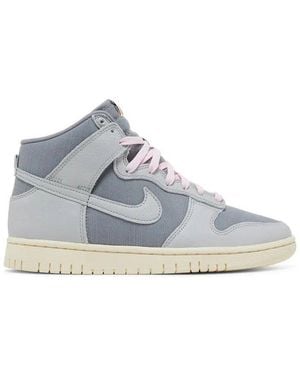 Nike Dunk High Retro Lace-Up Sneakers - White
